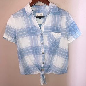 Universal Threads Linen Plaid Baby Blue Tee Small
